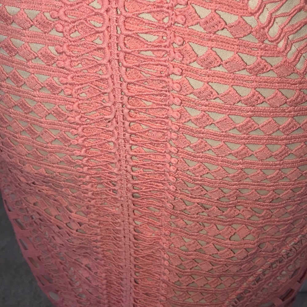 Woven bodycon dress - Picture 2 of 6